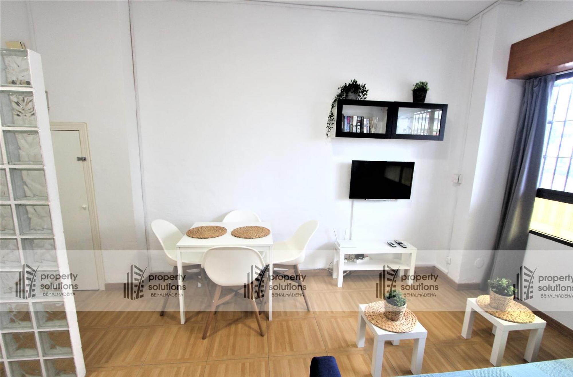 Delta Del Sur Apartamentos - Cerca De Tren, Restaurantes, Tiendas - Playa A 8 Min Caminando Беналмадена Екстериор снимка