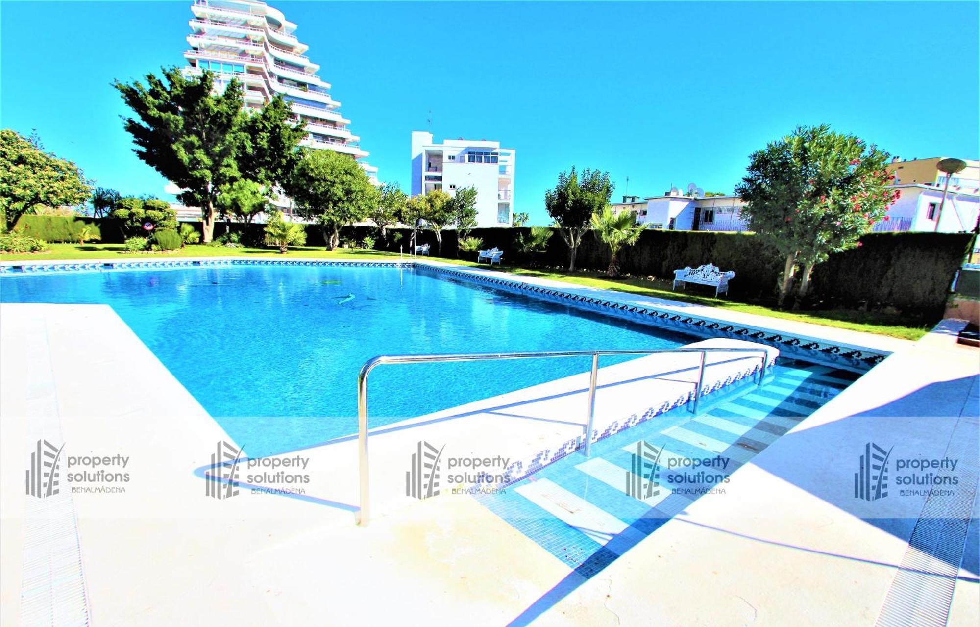 Delta Del Sur Apartamentos - Cerca De Tren, Restaurantes, Tiendas - Playa A 8 Min Caminando Беналмадена Екстериор снимка