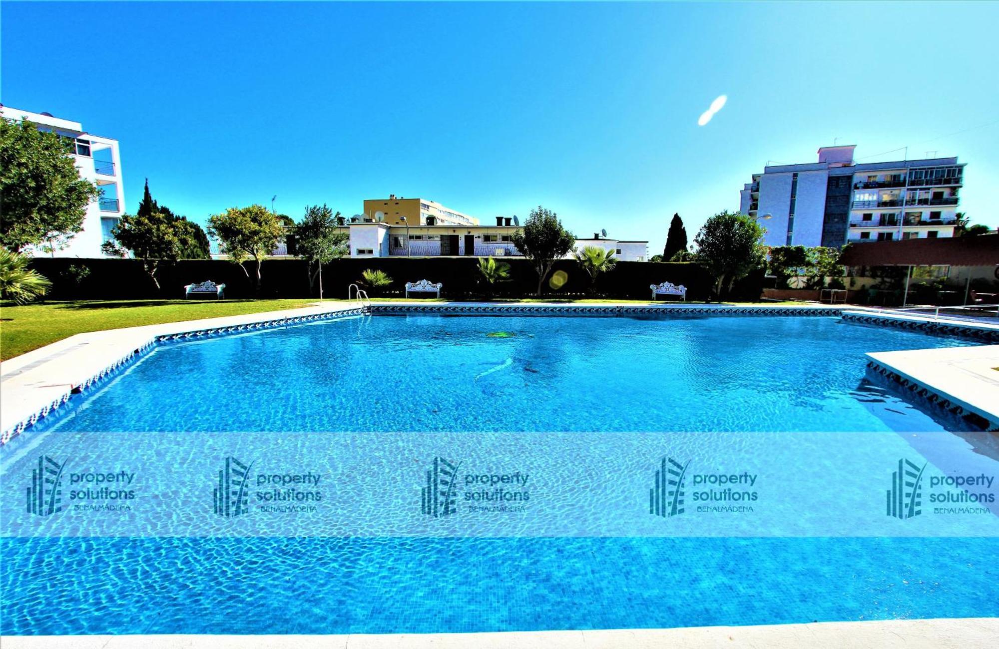 Delta Del Sur Apartamentos - Cerca De Tren, Restaurantes, Tiendas - Playa A 8 Min Caminando Беналмадена Екстериор снимка