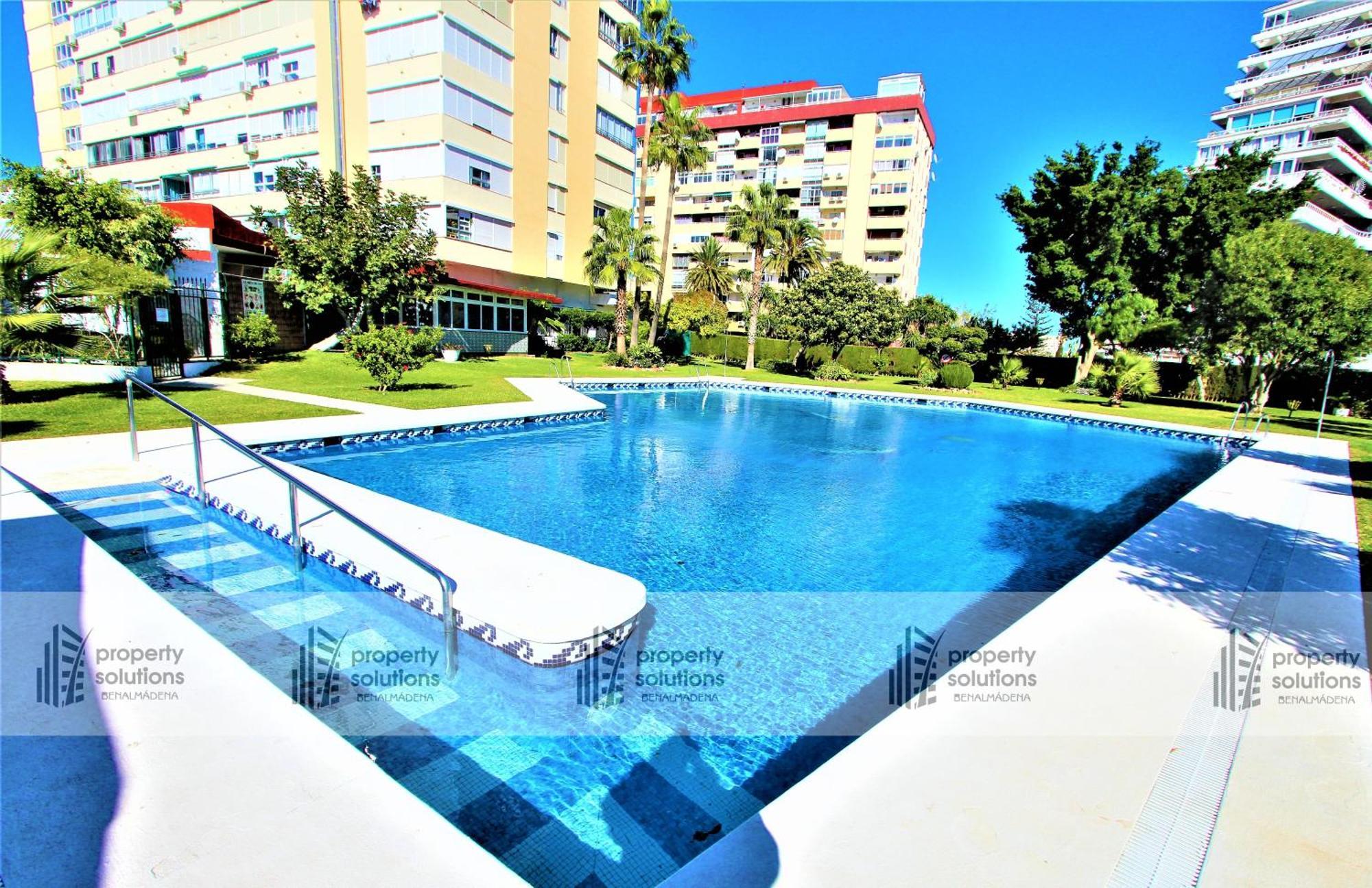 Delta Del Sur Apartamentos - Cerca De Tren, Restaurantes, Tiendas - Playa A 8 Min Caminando Беналмадена Екстериор снимка